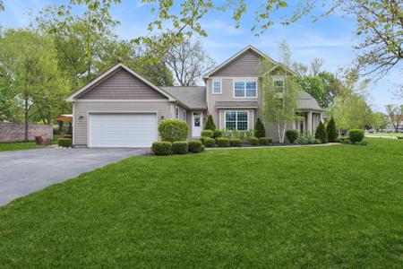 664 COUNTRY CLUB Road