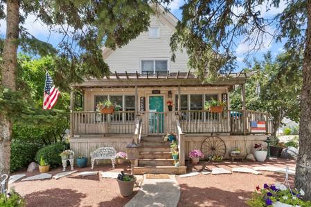 1084 Main Street