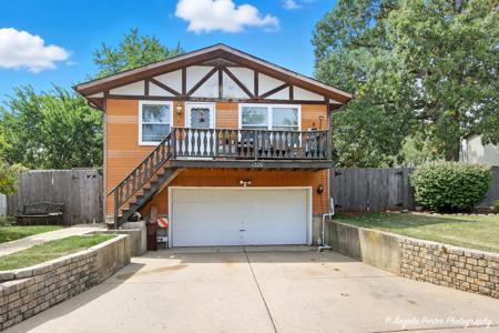 1320 Glenview Court