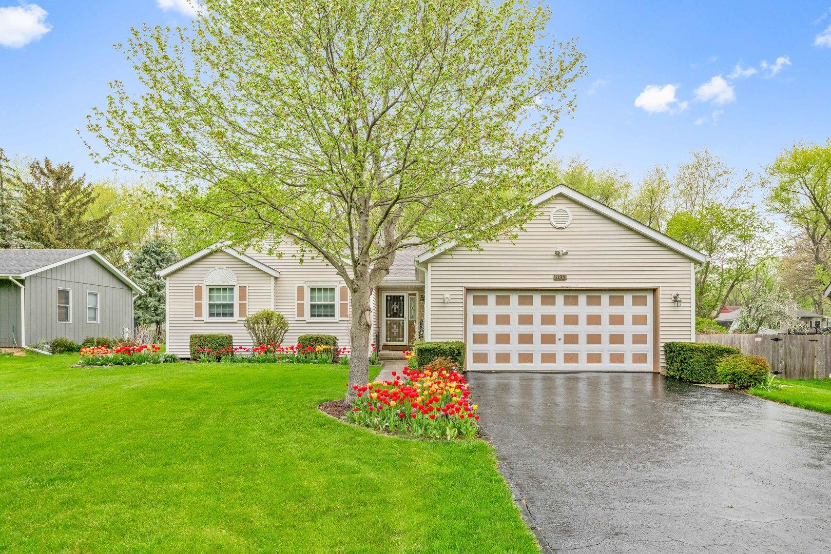 1135 Karen Drive, Lake Holiday, IL lhrmls02156649