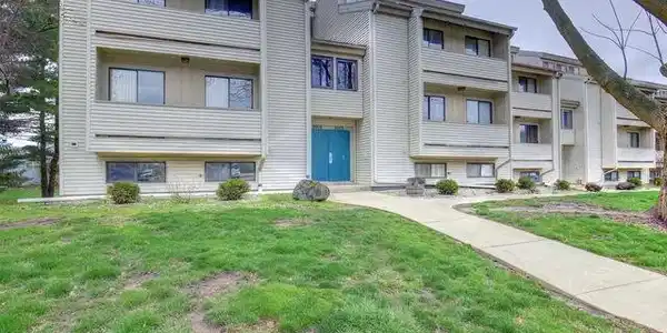 2015 Melrose Drive