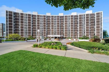 1500 Sheridan Road