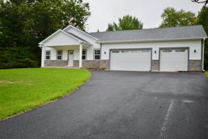 4902 Saint Josephs Court
