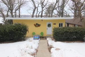 3807 E Lake Shore Drive
