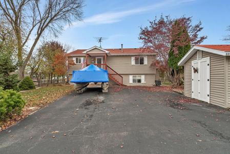 225 Fossil Cove Lane