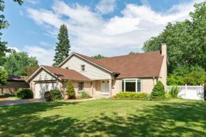 827 N Sanborn Drive