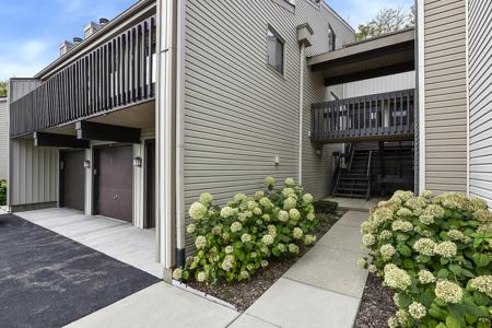 75 White Oaks Road