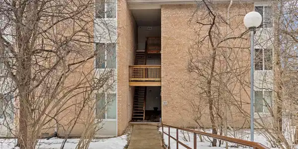 5803 Oakwood Drive