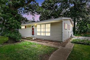 209 Lakeview Drive