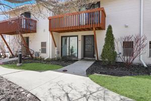 978 Peachtree Court