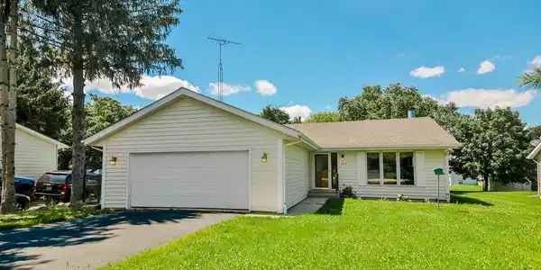 2210 CANDLEWICK Drive