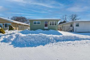 103 E CLARENDON Drive