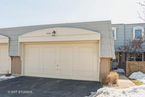 655 VERSAILLES Circle