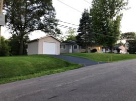 1 Hillcrest Road