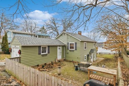 135 BLUFF Avenue