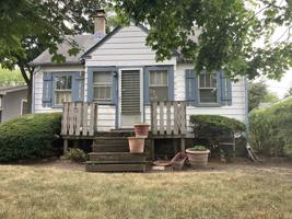 1408 N Hickory Avenue