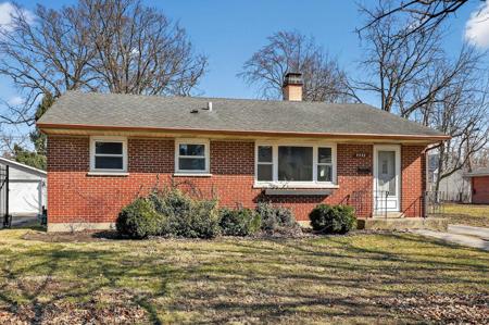 4945 Middaugh Avenue