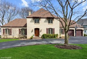 1490 Lake Shore Drive S
