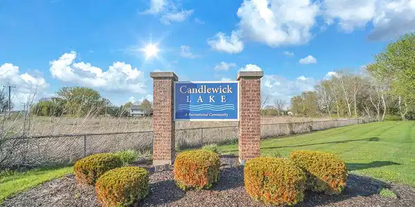 2000 Candlewick Drive SW