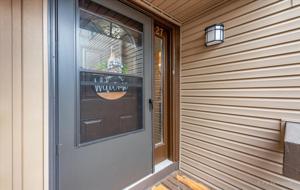 27 Mineola Road