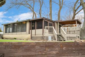 28 Lakeshore Drive