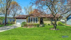 2320 CARRIAGE Lane