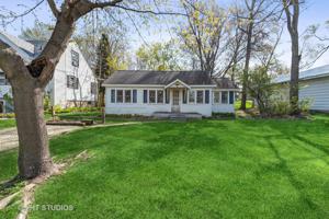 4410 E Lake Shore Drive