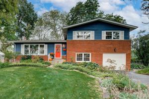 1707 CHATHAM Circle