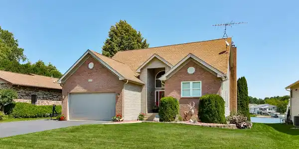 1222 Candlewick Drive