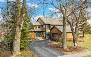 37 CLAYTON Avenue