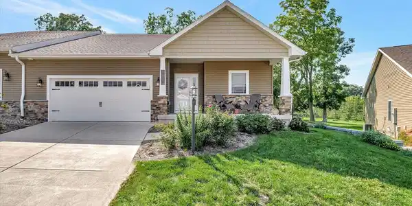 1804 Lake Ridge Court