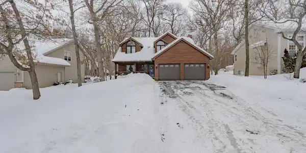 203 SW Chanticleer Lane