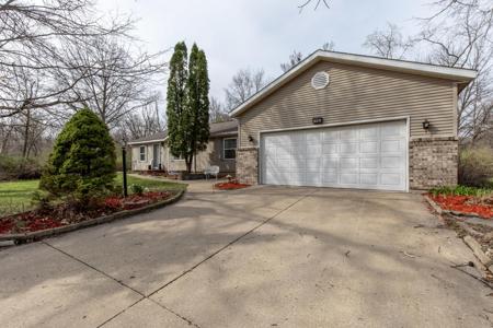 39 Timberlane Drive