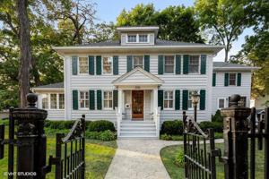 208 Lake Court