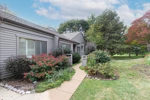 566 Shoreline Road
