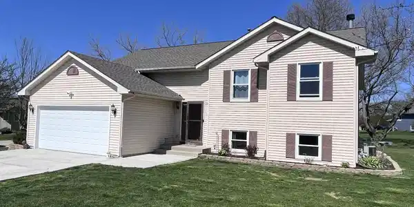 100 SE Ambrose Drive