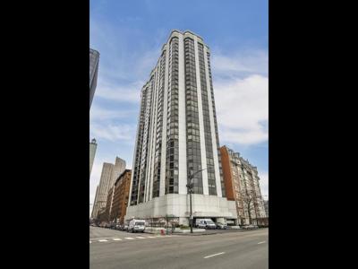 990 N Lake Shore Drive