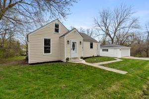 144 E Lake Park Avenue