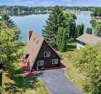 100 SE Candlewick Drive