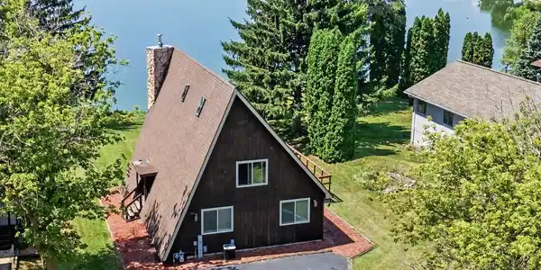 100 SE Candlewick Drive