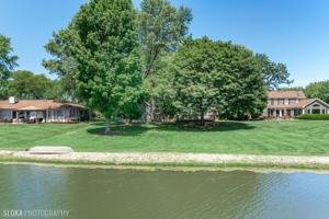 1207 Lake Shore Drive N