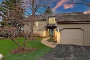 220 Thornhill Lane