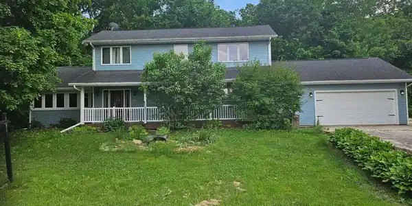 100 PRINCE Court