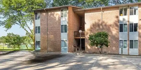 5811 Oakwood Drive