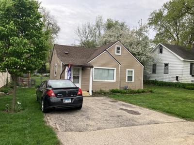 4909 Fountain Lane