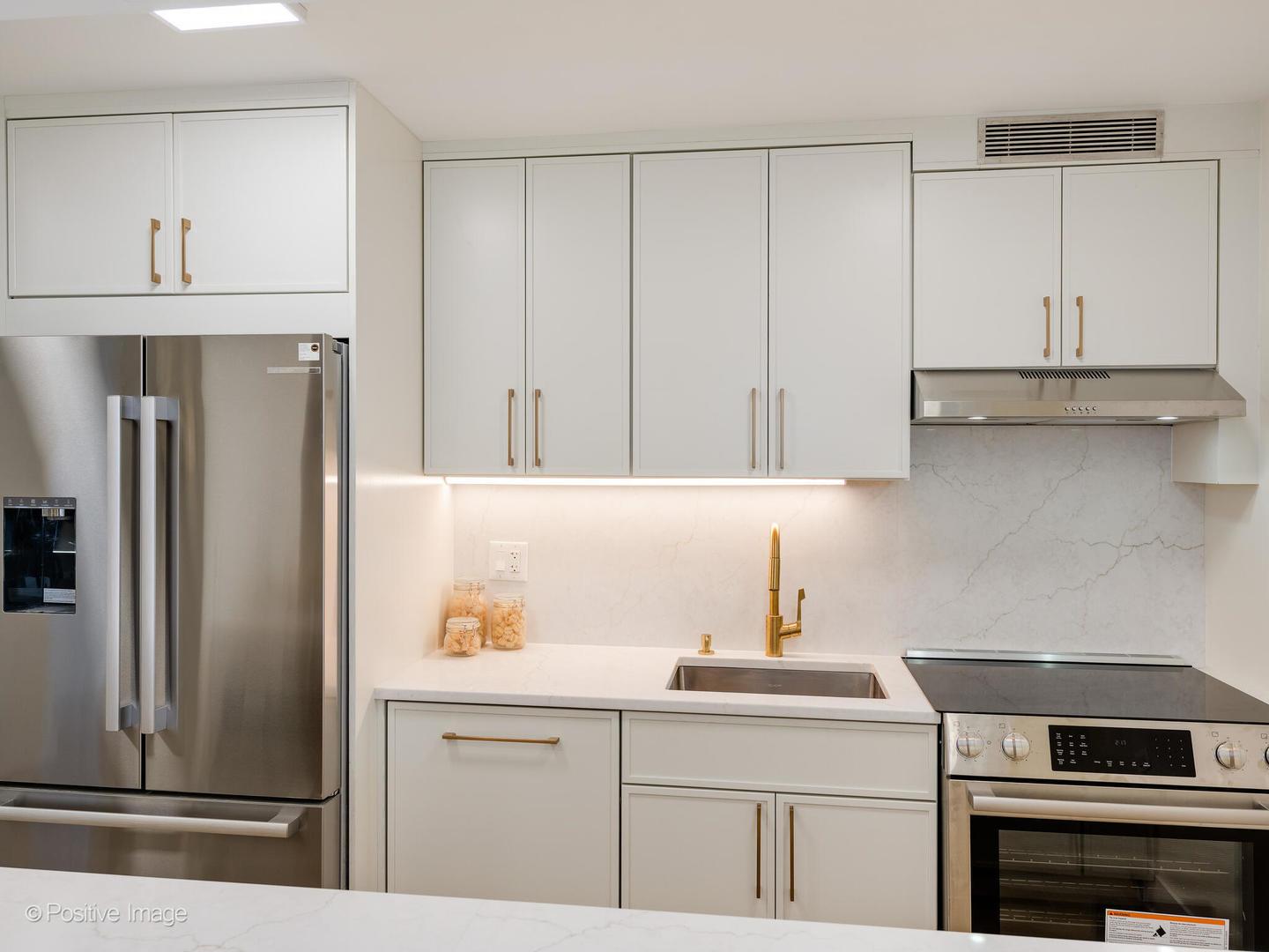 Image 4 Image 4