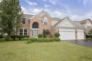 1160 Goldfinch Lane