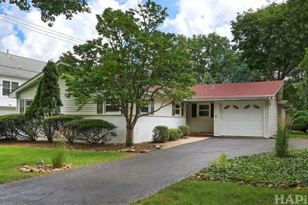 861 Beach Place