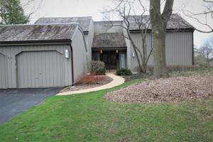 83 Thornhill Lane