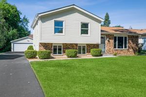 1815 Burr Oak Lane
